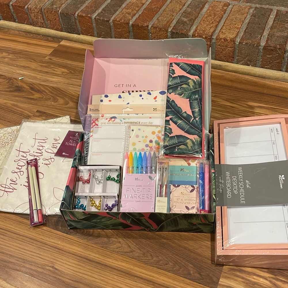 Erin Condren lot all new & includes wooden weekly write wipe board with storage